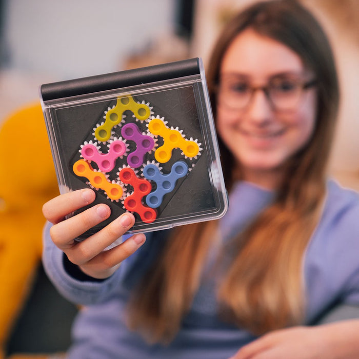 SmartGames - IQ Gears Puzzle Game
