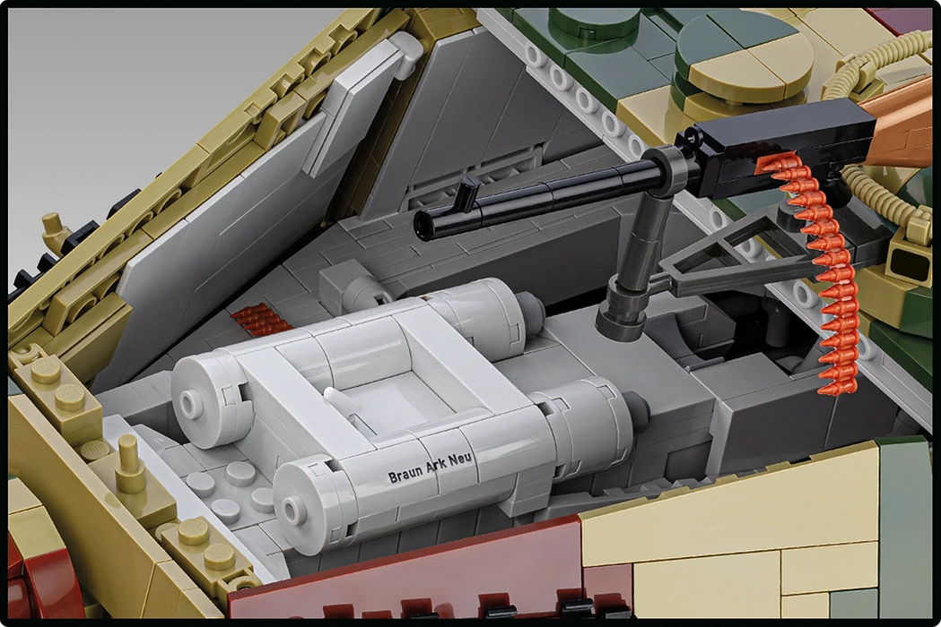 Cobi 2808 - World War II - Panzer KPFW VIB Tiger II 11170 pcs