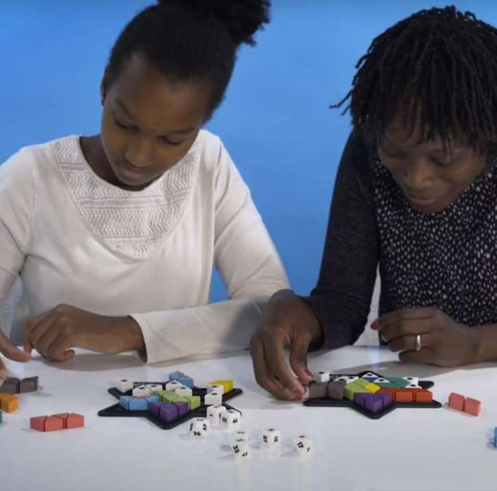 SmartGames - Puzzle Games (The Genius Star) Game