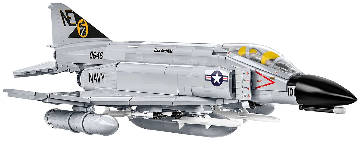 Cobi 5897 - Armed Forces - F-4 Phantom 703 pcs
