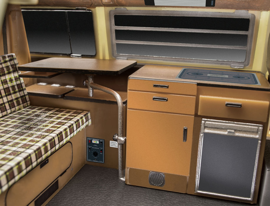 REVELL 67676 - VW T2 Camper  1:24 Scale Model Set