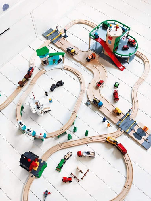 BRIO - Parking Garage (33204)