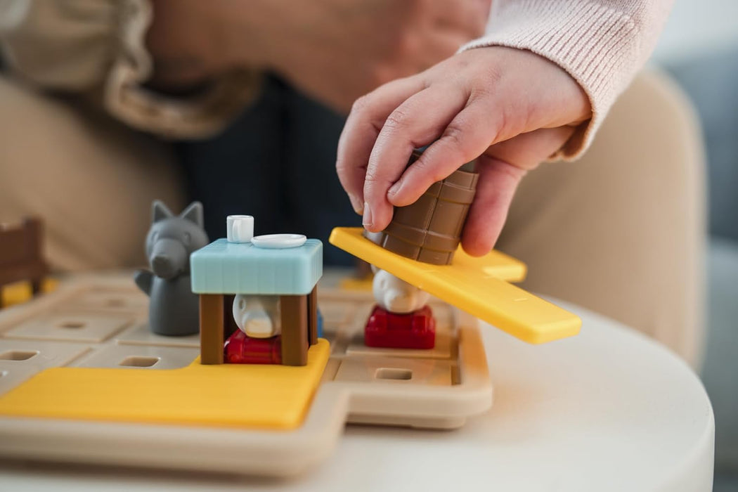 SmartGames - Hide & Seek The Wolf & The 7 Goats Deluxe Puzzle Game