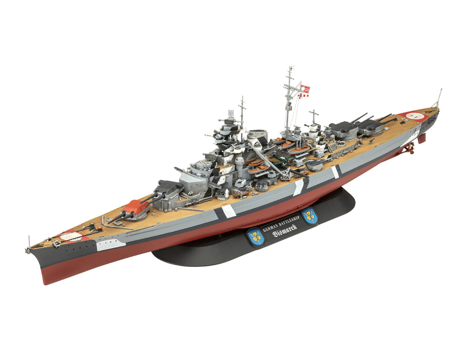 REVELL 05637 - The Legendary Bismarck 1:700 & 1:1200 Scale Model Boat Gift Set