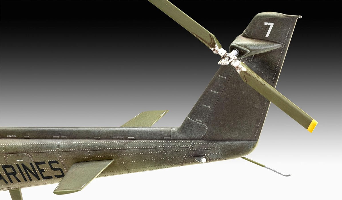 REVELL 03821 - Bell AH-1G Cobra 1:32 Scale Model Helicopter