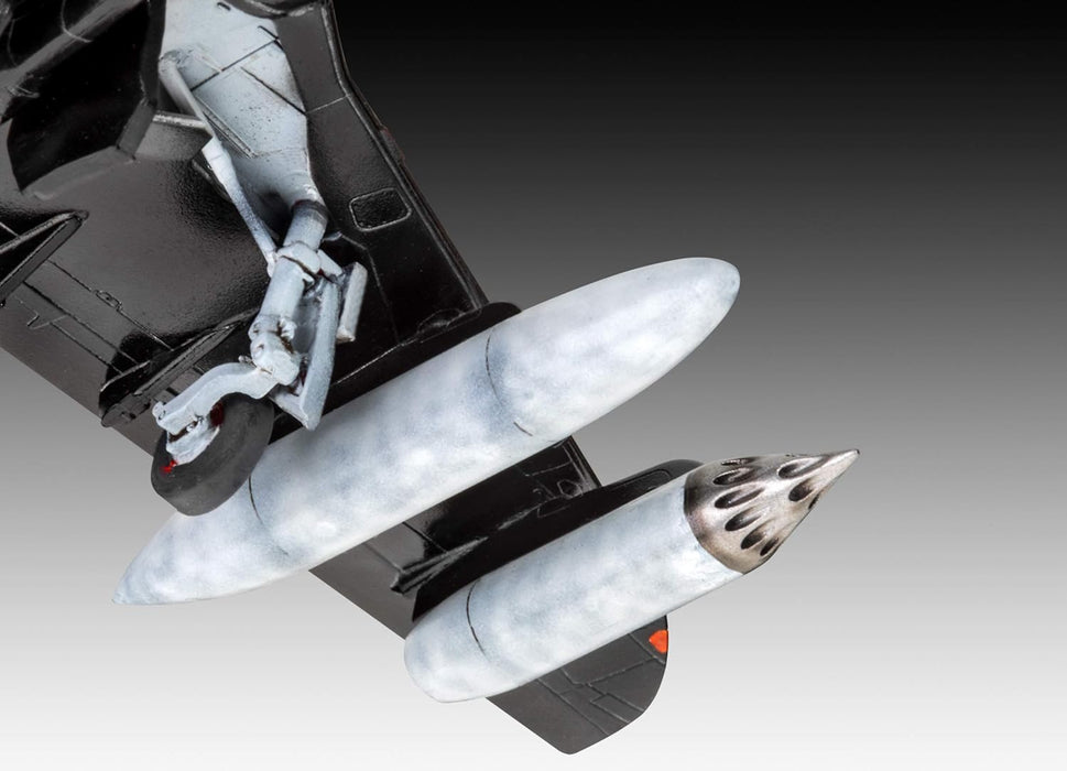 REVELL 64970 - BAe Hawk T.1 1:72 Scale Model Plane