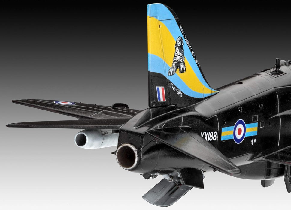 REVELL 64970 - BAe Hawk T.1 1:72 Scale Model Plane