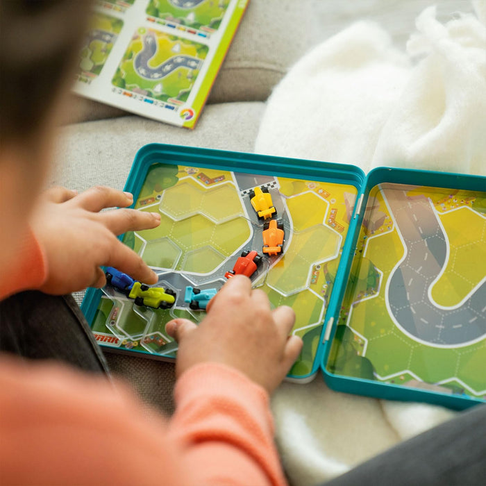 SmartGames - Travel Games Pole Position Puzzle Game