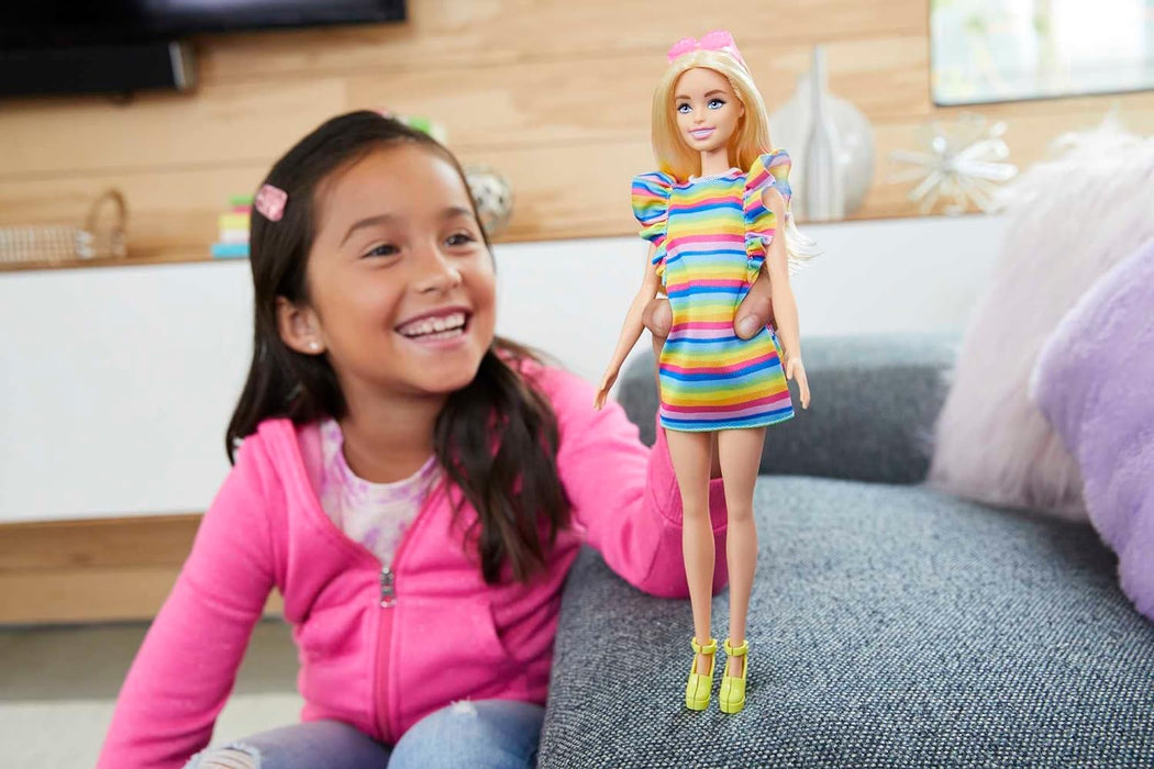 Barbie Fashionista - Rainbow Dress Doll