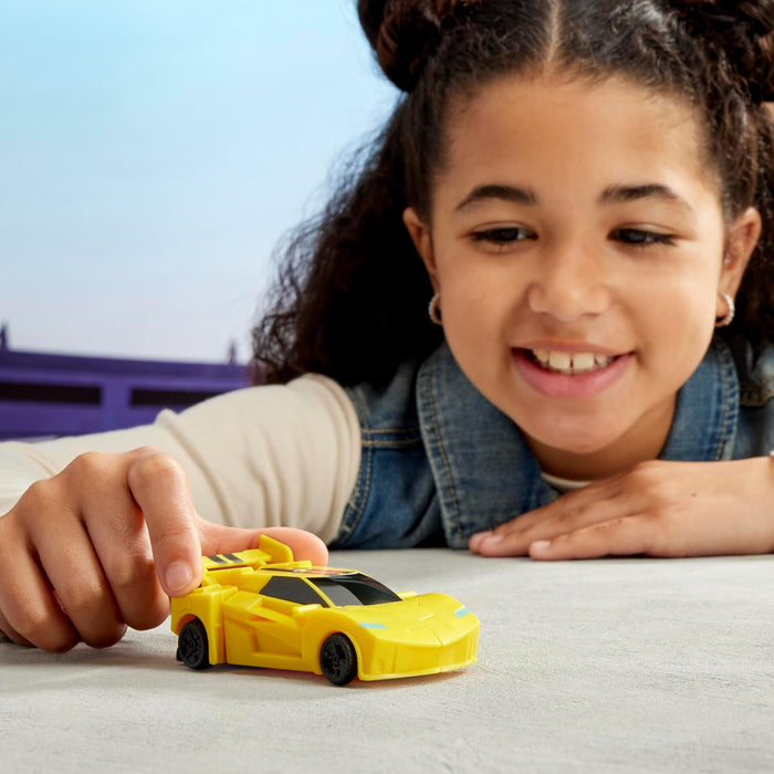 Transformers Earthspark - Smash to Change Bumblebee Action Figure