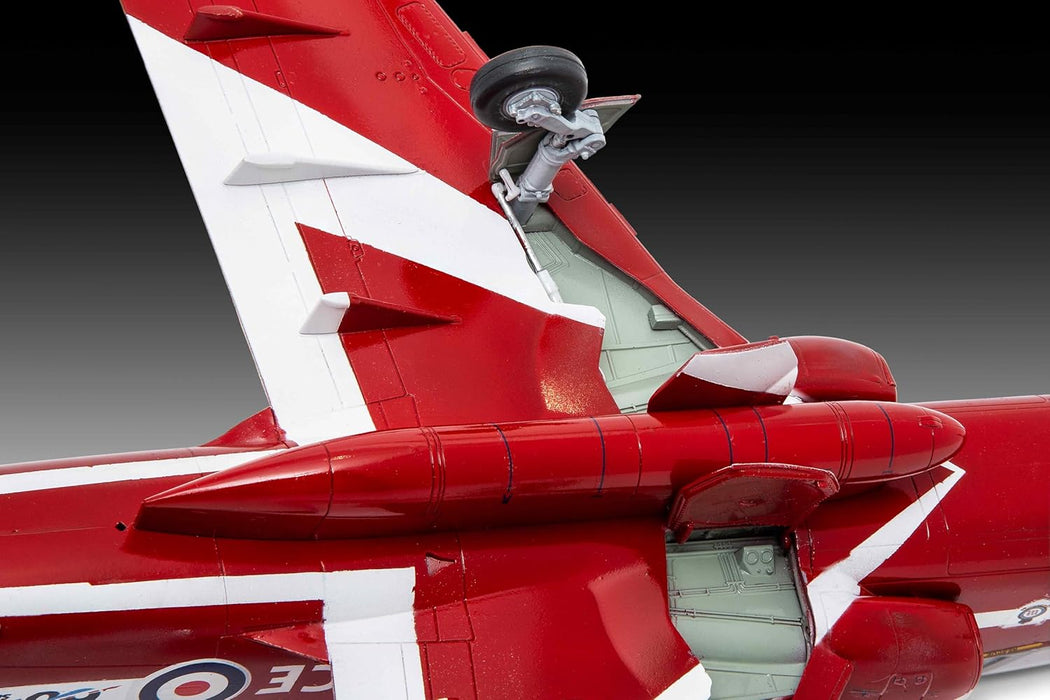 REVELL 04284 - BAe Hawk T.1A RAF Red Arrows 1:32 Scale Model Plane