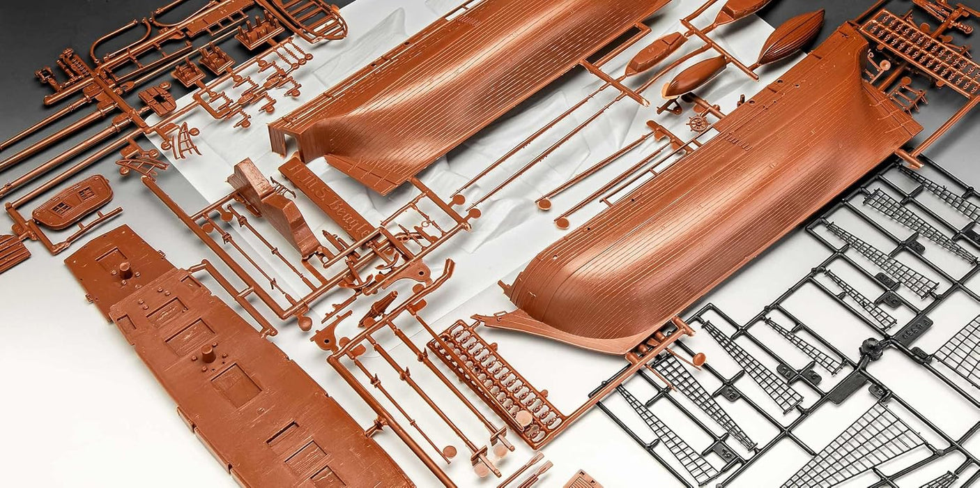 REVELL 65458 - HMS Beagle 1:96 Model Set