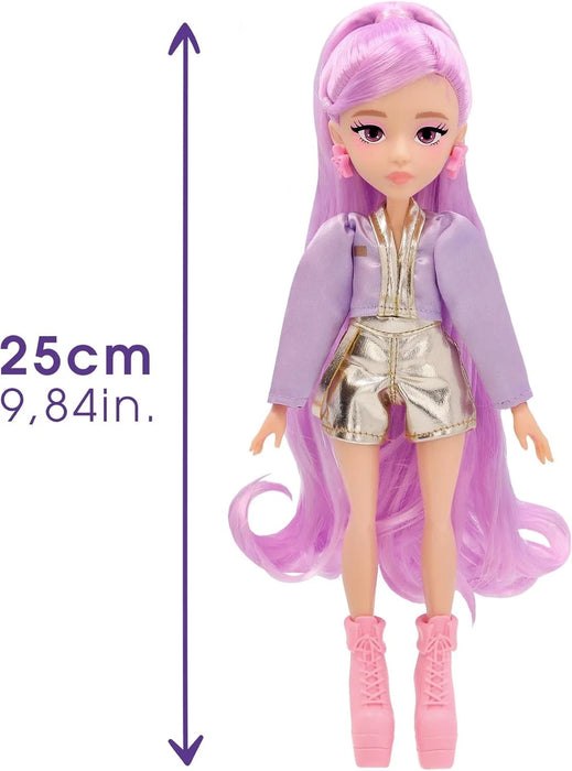 K-Pop Nari Fashion Doll
